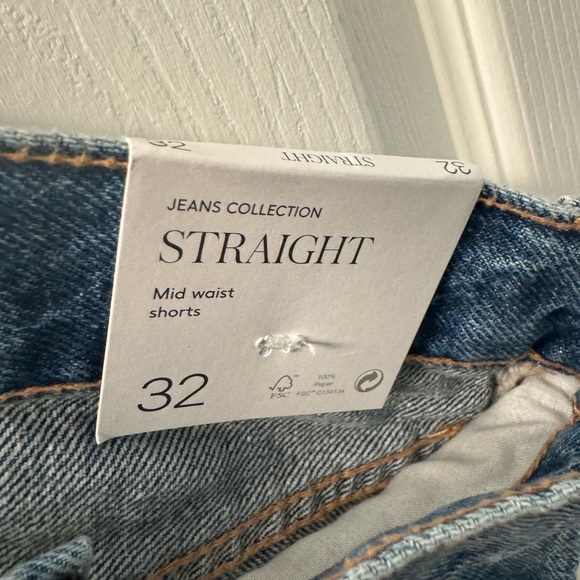 MANGO | Women's Blue Distressed Hailey Frayed Mid rise Denim Shorts - Size 1 - Picture 6 of 14